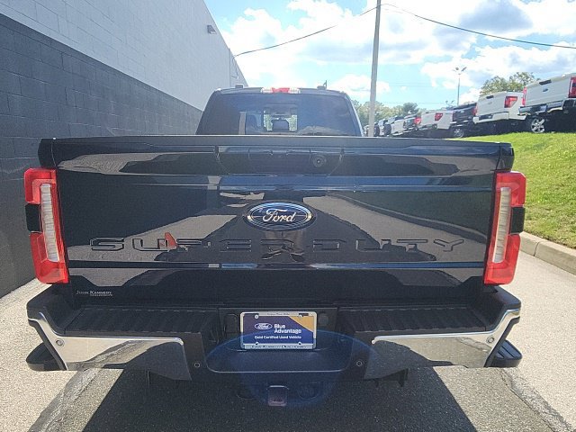 Certified 2023 Ford F250 Lariat w/ Lariat Ultimate Package AWD/4WD image 5