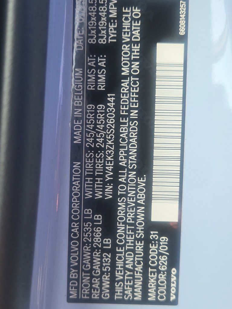 Certified 2025 Volvo EX30 Plus w/ Protection Package Premier AWD/4WD image 7