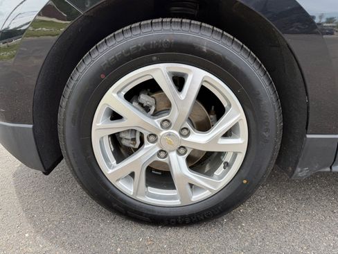 Used 2019 Chevrolet Equinox Premier FWD image 38
