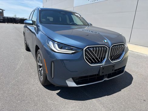 Used 2026 BMW X3 xDrive30i w/ Premium Package AWD/4WD image 16