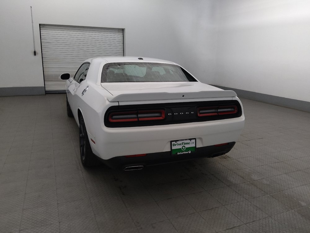 Used 2022 Dodge Challenger GT RWD image 6