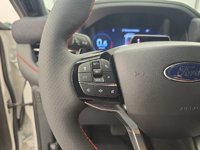 Used 2026 Ford Explorer ST AWD/4WD image 33