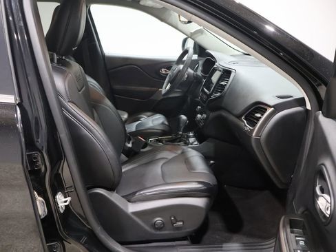 Used 2022 Jeep Cherokee Limited image 26