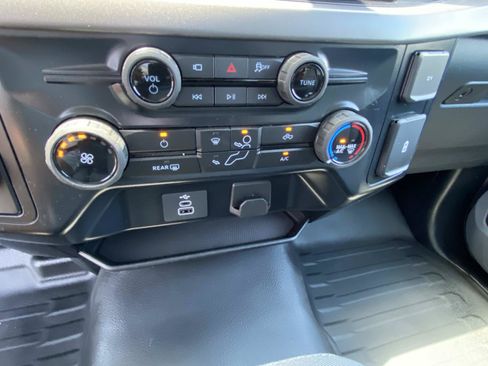 Used 2025 Ford F150 XL w/ Equipment Group 103A High RWD image 19