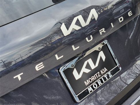 New 2025 Kia Telluride S image 8