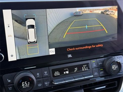 Used 2025 Toyota Grand Highlander AWD image 18