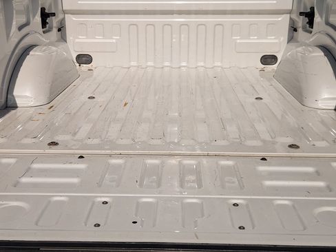 Used 2018 Ford F150 Platinum w/ Equipment Group 701A Luxury RWD image 30