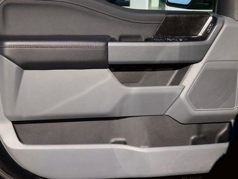 Used 2022 Ford F150 XLT w/ Equipment Group 302A High image 12