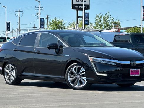 Used 2019 Honda Clarity Plug-In Hybrid image 2