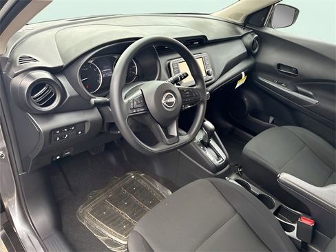 Used 2025 Nissan Kicks Play S image 19