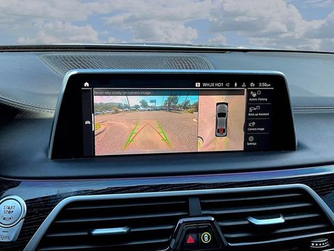 Used 2020 BMW 740i w/ M Sport Package RWD image 14