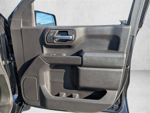 Used 2022 Chevrolet Silverado 1500 Custom Trail Boss image 26