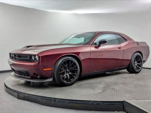 Used 2019 Dodge Challenger GT w/ Plus Package image 2