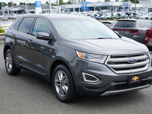 Used 2017 Ford Edge SEL w/ Equipment Group 201A AWD/4WD image 7