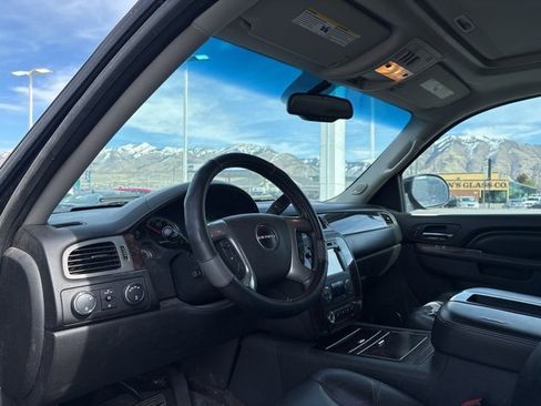 Used 2013 GMC Yukon Denali image 10
