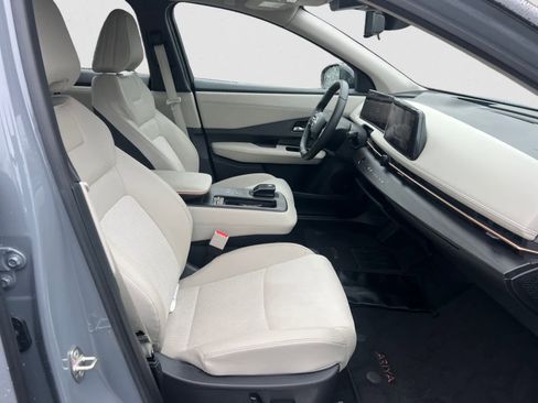 Certified 2023 Nissan Ariya AWD image 15