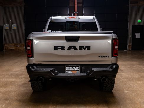 Used 2025 RAM 1500 Classic Warlock AWD/4WD image 8