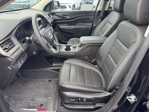 Used 2023 GMC Acadia Denali w/ Denali Ultimate Package AWD/4WD image 6