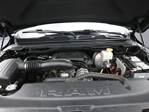 Used 2021 RAM 1500 Big Horn AWD/4WD image 39