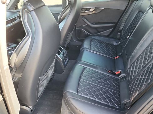 Used 2019 Audi S4 Prestige image 10