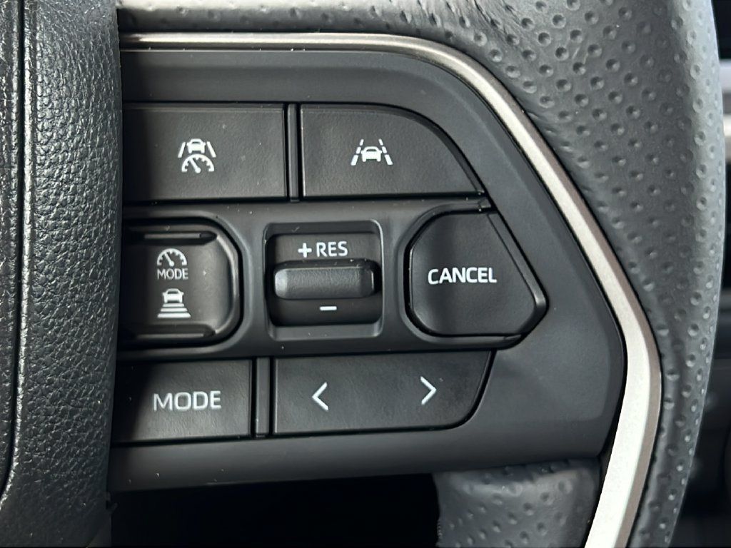 Used 2026 Toyota 4Runner TRD Off-Road Premium AWD/4WD image 21