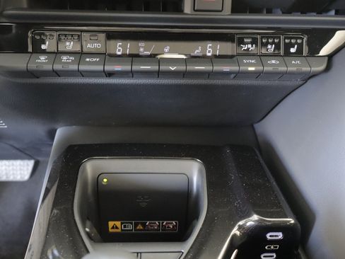 New 2026 Toyota Crown AWD/4WD image 9