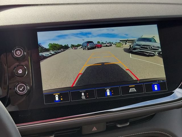 Used 2023 Buick Envision Avenir AWD/4WD image 21