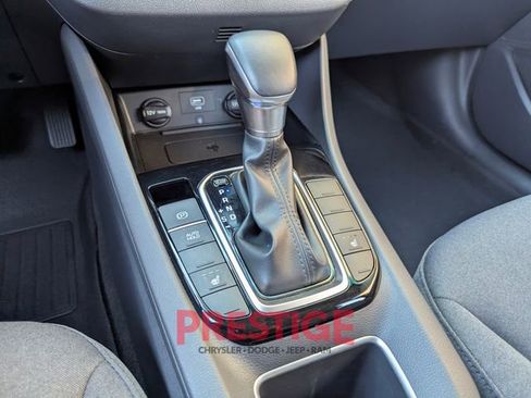 Used 2022 Hyundai Ioniq SEL image 22
