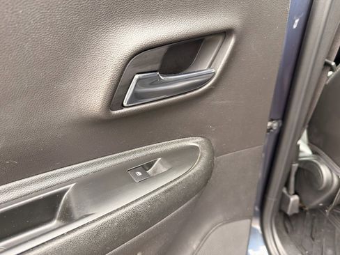 Used 2018 Chevrolet Trax LT w/ Driver Confidence Package image 41