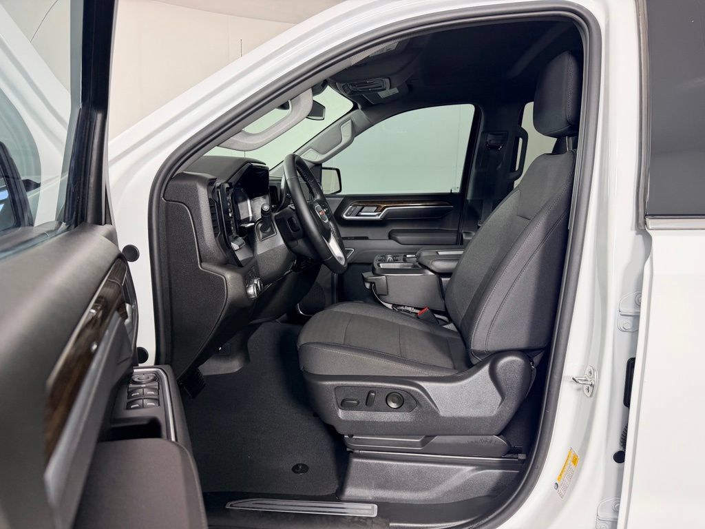Used 2026 GMC Sierra 1500 SLE AWD/4WD image 27