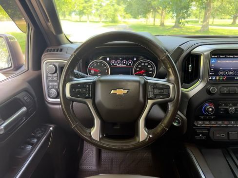Used 2019 Chevrolet Silverado 1500 LTZ w/ LTZ Premium Package AWD/4WD image 9
