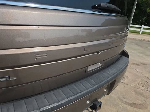 Used 2019 Ford Flex SEL w/ Equipment Group 202A FWD image 11