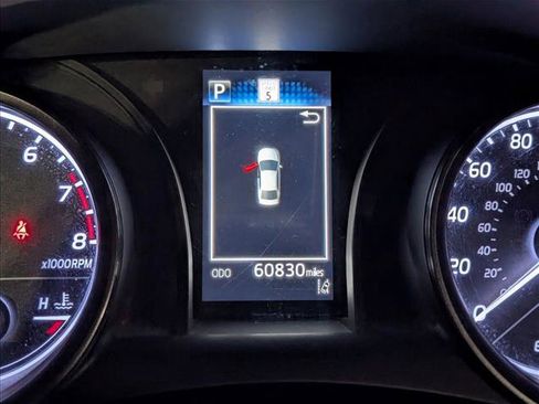 Certified 2021 Toyota Camry SE image 17