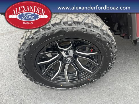 Used 2021 Jeep Gladiator Sport w/ Quick Order Package 24Q 80Th image 12