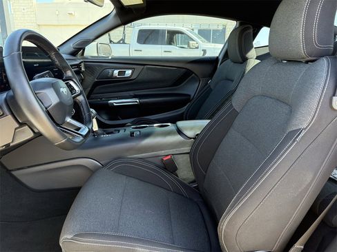 Certified 2025 Ford Mustang Coupe image 23