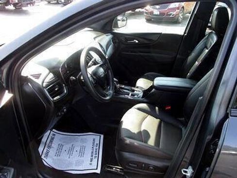 Used 2022 Chevrolet Equinox RS w/ RS Leather Package image 8