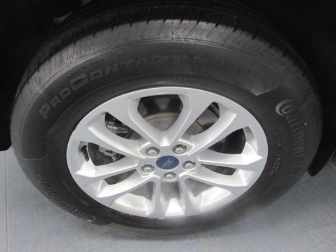Used 2022 Ford Escape SE w/ Cold Weather Package AWD/4WD image 16