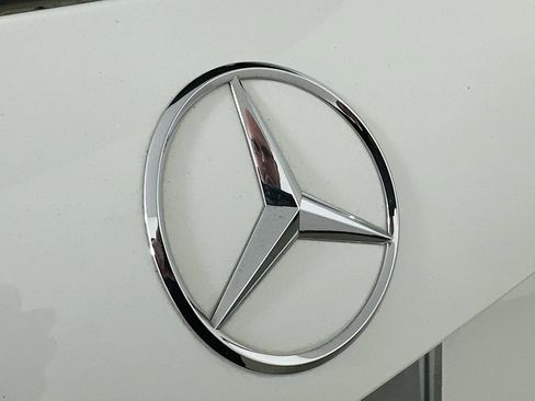 Used 2023 Mercedes-Benz GLA 250 image 32