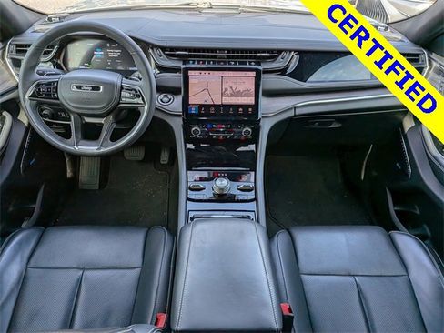 Used 2022 Jeep Grand Cherokee Overland w/ Luxury Tech Group IV image 13
