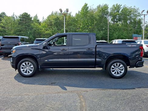Used 2022 Chevrolet Silverado 1500 Custom w/ LPO, Dark Essentials Package AWD/4WD image 4