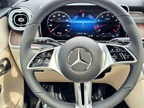 New 2026 Mercedes-Benz GLC 300 4MATIC image 29