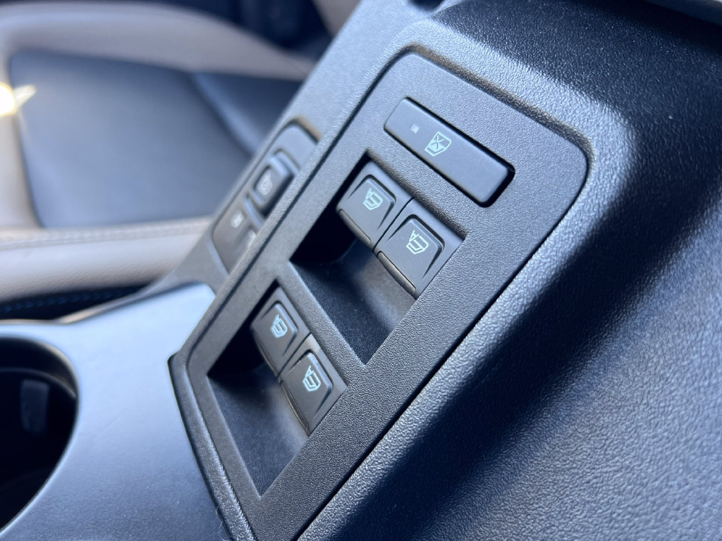 Used 2024 Ford Bronco Wildtrak AWD/4WD image 27