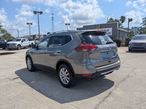 Used 2019 Nissan Rogue SV AWD/4WD image 6