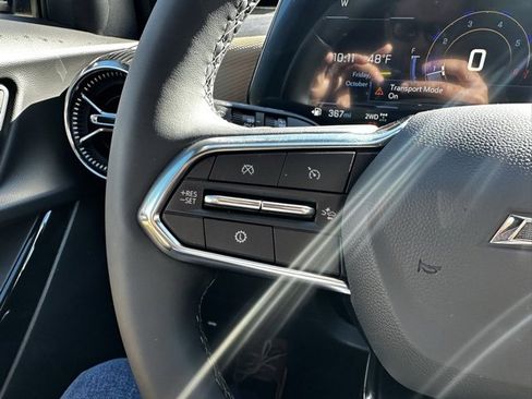 New 2026 Chevrolet Equinox ACTIV w/ Convenience Package III image 29