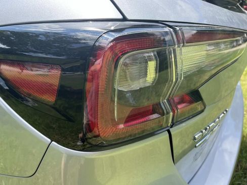 Used 2025 Subaru Outback Premium w/ Tech Package 1 AWD/4WD image 9