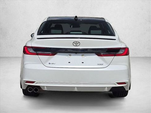 Used 2025 Toyota Camry XSE FWD image 7