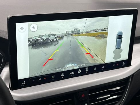 Certified 2025 Ford Escape Platinum image 20