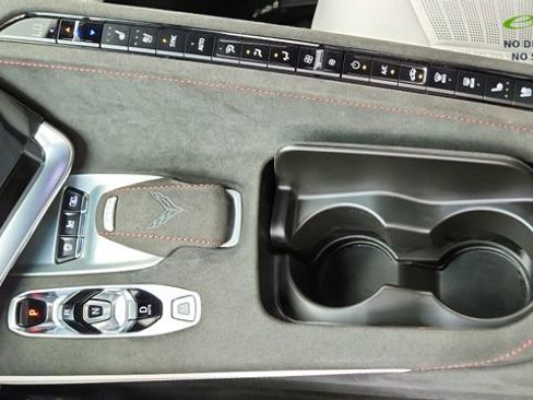 Used 2023 Chevrolet Corvette Stingray Premium Conv RWD image 46