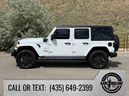 Used 2023 Jeep Wrangler Unlimited Sahara AWD/4WD image 2