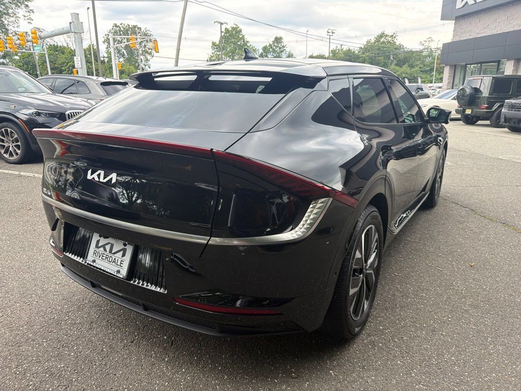 Used 2023 Kia EV6 Wind w/ Wind Technology Package AWD/4WD image 4